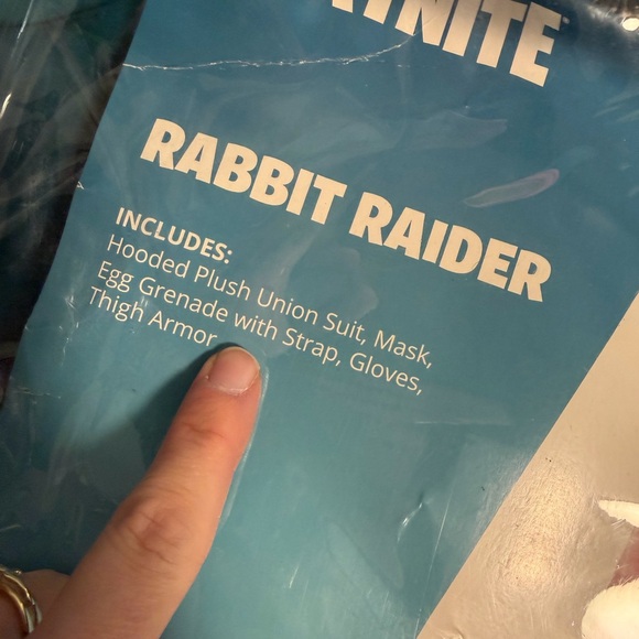 Adult Fortnite rabbit raider costume MD/LG - Picture 4 of 7
